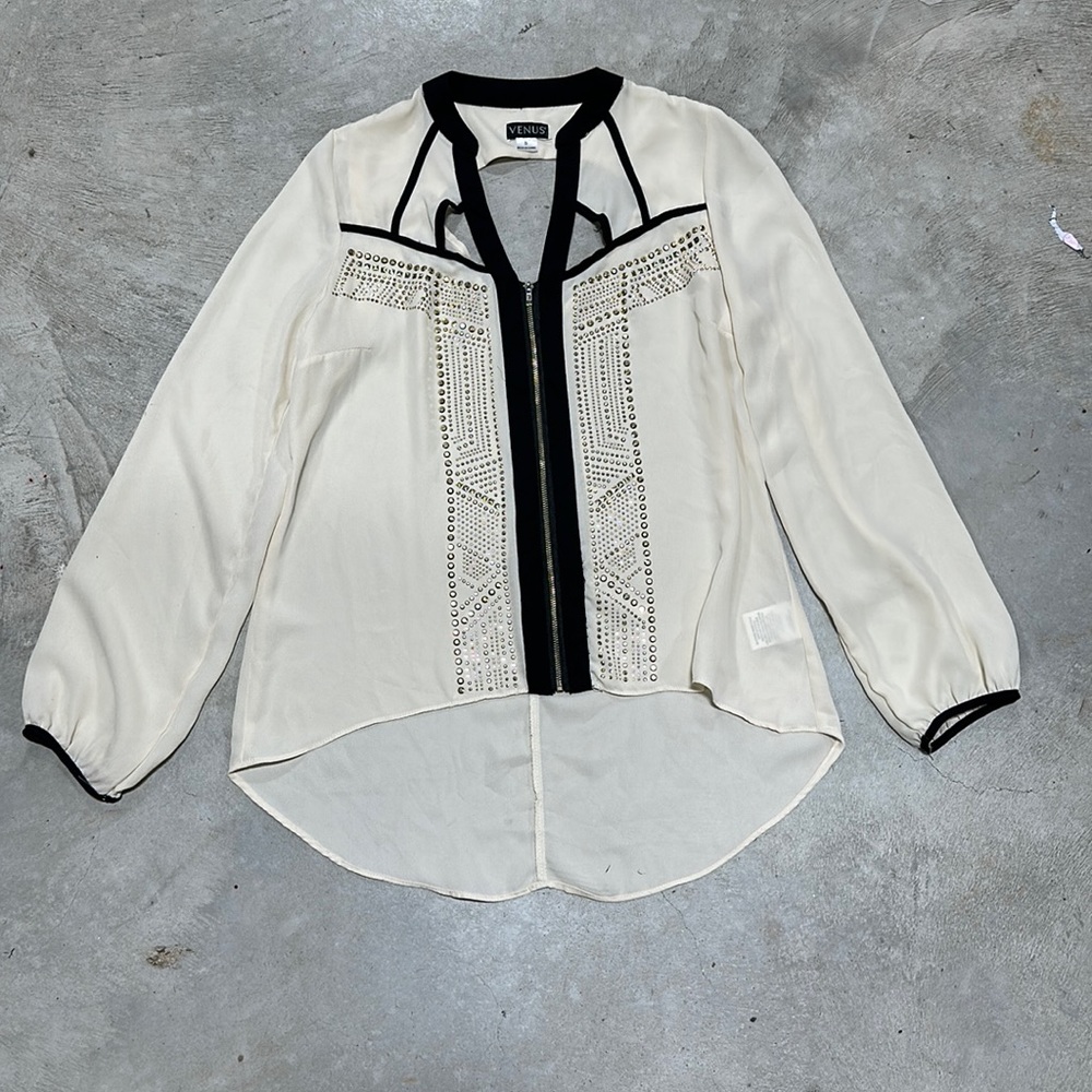 Venus brand Cream w/black n gold design /Size S‎ / Y-79